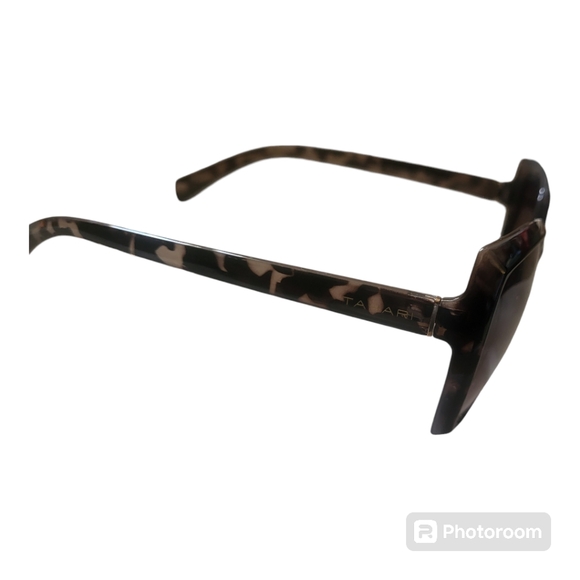 TAHARI Brown Square Shaped Oversized Women's Sunglasses - Picture 2 of 6